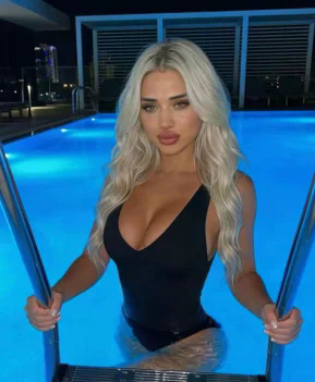 Yabancı Rus Sınır Tanımaz Grup Seks İster Güzeller Güzeli Escort
